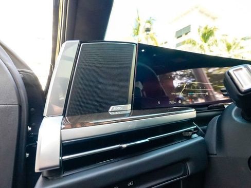 Used 2025 Cadillac Escalade Sport Platinum w/ LPO, ONYX Package image 52