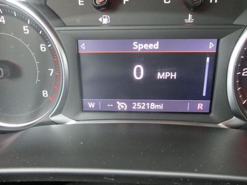 Used 2025 Chevrolet Blazer LT AWD/4WD image 22
