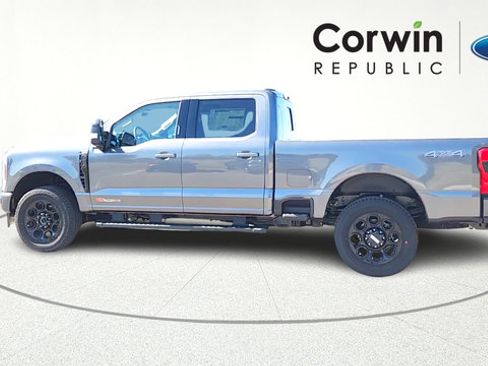 New 2026 Ford F250 Lariat w/ Black Appearance Package AWD/4WD image 5