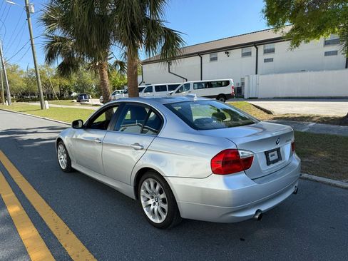 Used 2008 BMW 335xi 335xi Sedan 4D w/ Premium Pkg image 7