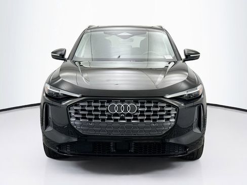 Used 2025 Audi Q5 Premium Plus w/ Premium Plus AWD/4WD image 3