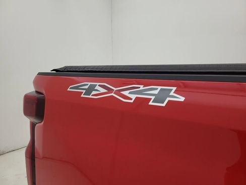 Used 2020 Chevrolet Silverado 1500 Custom w/ Custom Value Package image 19