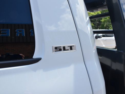 Used 2024 RAM 4500 SLT w/ Quick Order Package 2YG SLT AWD/4WD image 14