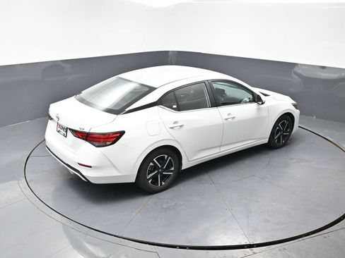 Used 2024 Nissan Sentra SV FWD image 38