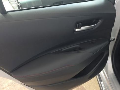 Used 2023 Toyota Corolla SE FWD image 15