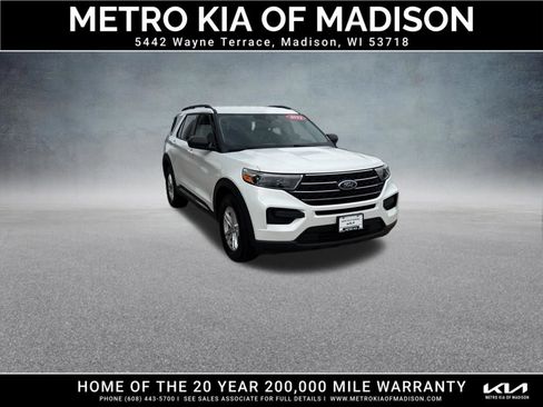 Used 2023 Ford Explorer XLT w/ Class IV Trailer Tow Package AWD/4WD image 9