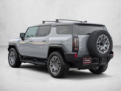 New 2025 GMC Hummer EV 3X w/ LPO, Roof Cross Rail Package image 9