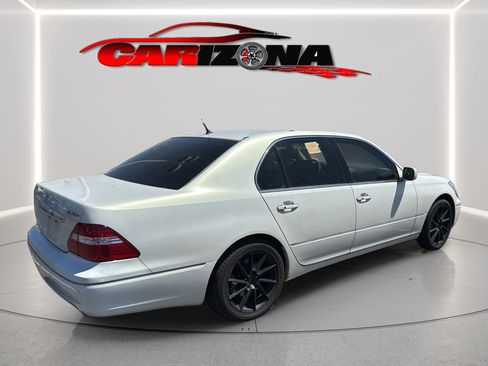 Used 2004 Lexus LS 430 w/ Modern Luxury Pkg RWD image 5
