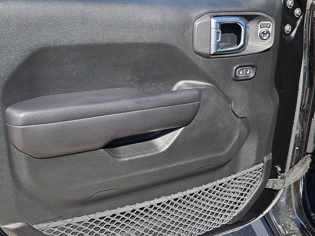 Used 2018 Jeep Wrangler Unlimited Rubicon AWD/4WD image 21