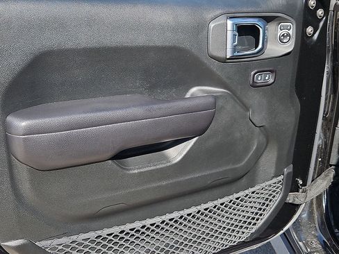 Used 2018 Jeep Wrangler Unlimited Rubicon AWD/4WD image 21