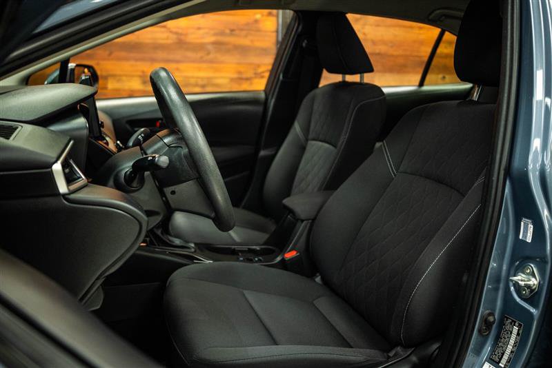 Used 2024 Toyota Corolla LE FWD image 9