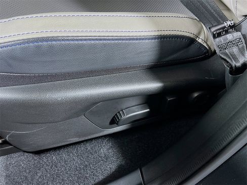 Certified 2025 Subaru Forester Limited w/ Popular Package #2 image 18