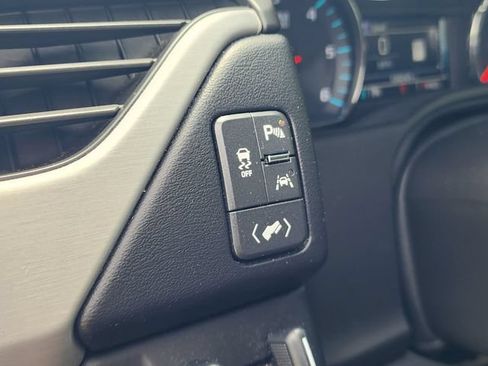 Used 2019 GMC Yukon SLT w/ Premium Edition RWD image 30