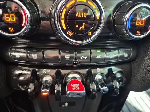 Used 2019 MINI Cooper 2-Door Hardtop w/ Signature Upholstery Package image 20