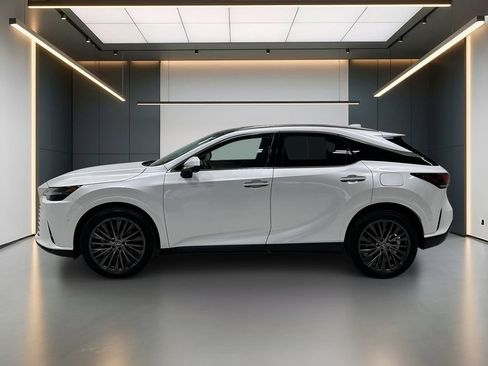 Used 2023 Lexus RX 350 FWD w/ Accessory Package image 2