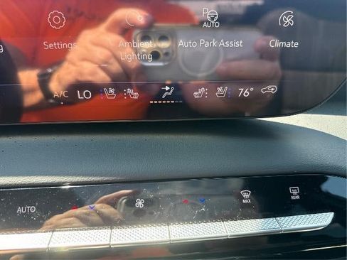 New 2026 Buick Enclave Avenir w/ Super Cruise Package AWD/4WD image 20