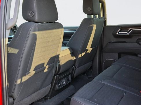 Used 2024 Chevrolet Silverado 1500 LT AWD/4WD image 35