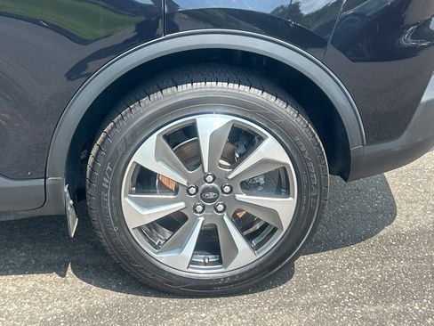 Used 2024 Ford Escape Platinum AWD/4WD image 26