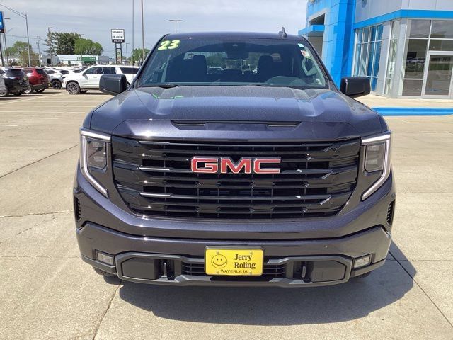 Used 2023 GMC Sierra 1500 Elevation AWD/4WD image 4
