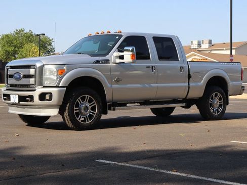 Used 2015 Ford F350 Platinum w/ Platinum Package AWD/4WD image 11