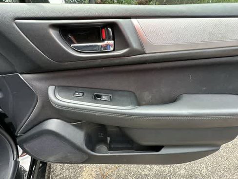 Used 2019 Subaru Legacy 2.5i Premium AWD/4WD image 19