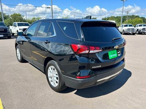Used 2024 Chevrolet Equinox LT AWD/4WD image 3
