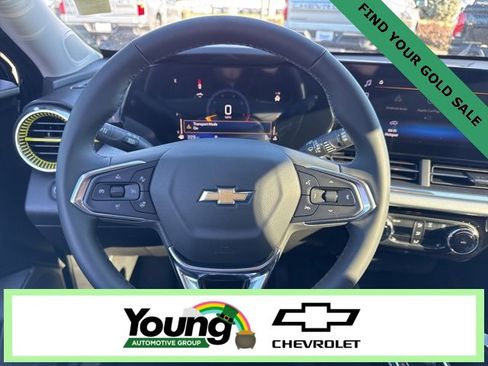 New 2026 Chevrolet Trax LT w/ Driver Confidence Package image 14