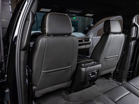 Used 2026 GMC Yukon Elevation AWD/4WD image 30