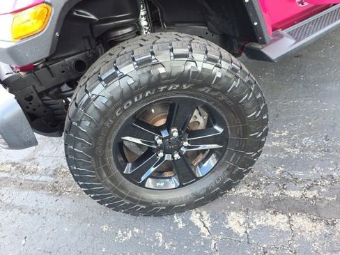 Used 2022 Jeep Wrangler Unlimited Sahara image 56