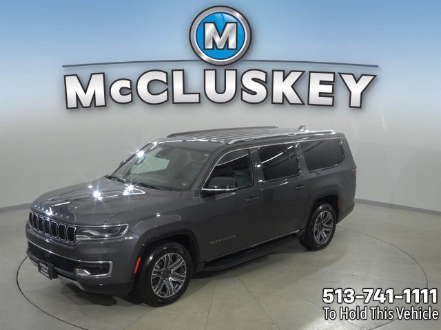 Used 2024 Jeep Wagoneer L Series II w/ Flexible Seating Group AWD/4WD image 1