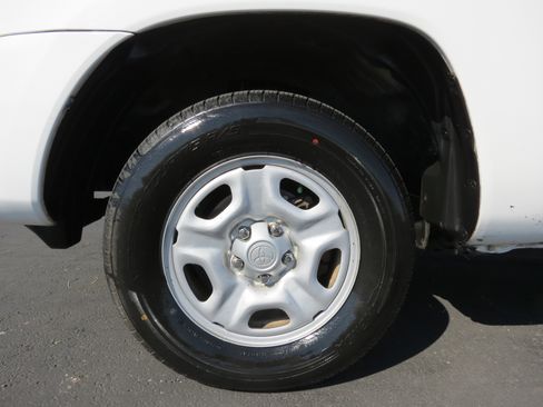 Used 2009 Toyota Tacoma 2WD Access Cab image 34