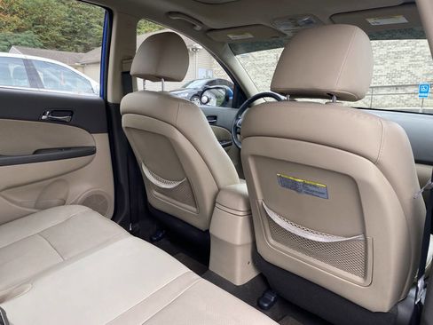 Used 2011 Hyundai Elantra image 20