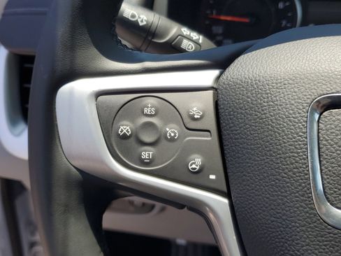 Used 2023 GMC Terrain SLT w/ LPO, Floor Liner Package FWD image 23