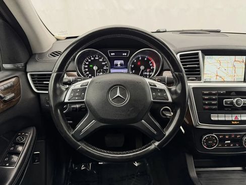 Used 2014 Mercedes-Benz GL 450 4MATIC image 10