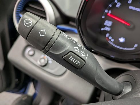 Used 2024 Chevrolet Trax LS w/ LS Convenience Package image 18