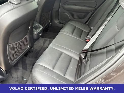 Certified 2025 Volvo V60 B5 Cross Country Plus AWD/4WD image 32