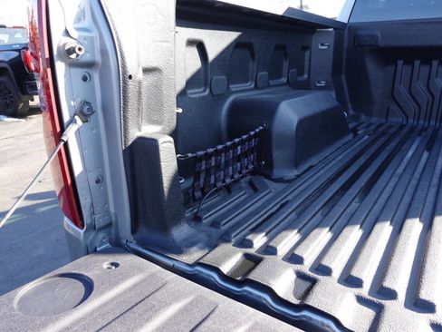 Used 2024 Chevrolet Silverado 1500 LT image 26