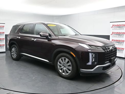 Used 2024 Hyundai Palisade SEL AWD/4WD image 2