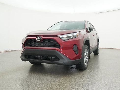 New 2025 Toyota RAV4 LE image 5