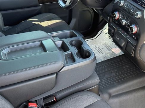 Used 2021 GMC Sierra 1500 Elevation image 19