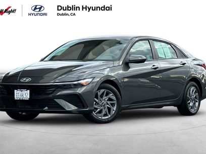 Certified 2025 Hyundai Elantra Blue