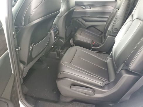 New 2025 Jeep Grand Cherokee L Limited image 13