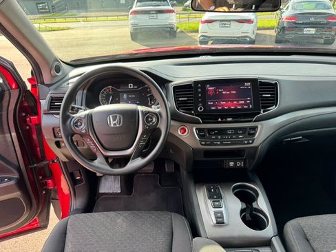 Used 2023 Honda Ridgeline Sport image 16
