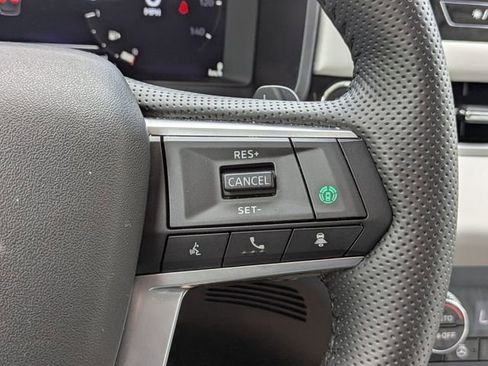 New 2025 Mitsubishi Outlander AWD image 30