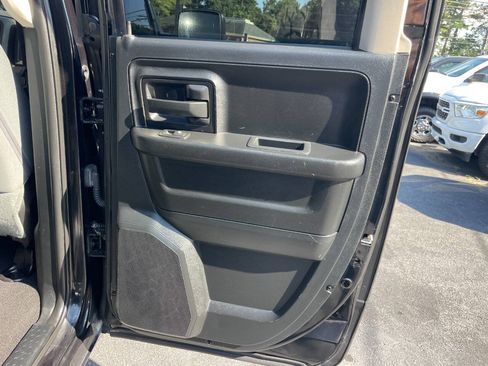 Used 2016 RAM 1500 Express w/ Black Ram 1500 Express Group AWD/4WD image 22