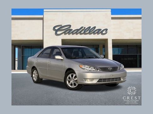 Used 2005 Toyota Camry LE image 1