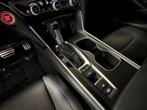 Used 2022 Honda Accord Sport image 22
