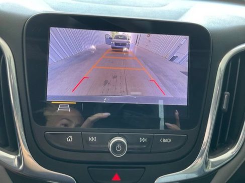 Used 2019 Chevrolet Equinox Premier FWD image 14