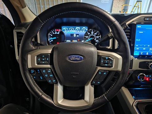 Used 2022 Ford F250 Lariat w/ Lariat Ultimate Package image 9