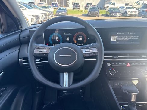 Used 2025 Hyundai Tucson SEL image 30